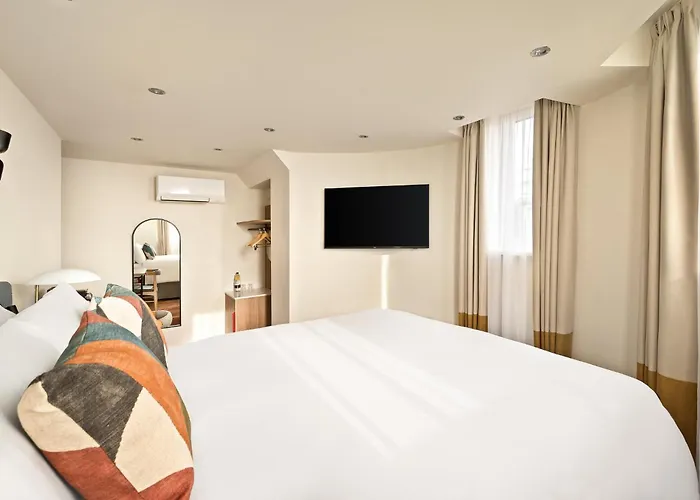 London Bloomsbury Square Hotel By Ihg